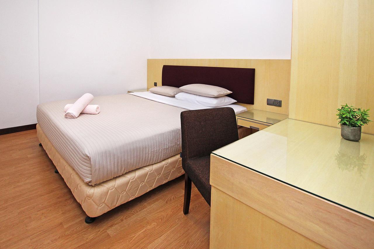Bernard Holiday Home @ Imperial Suites Кучинг Экстерьер фото